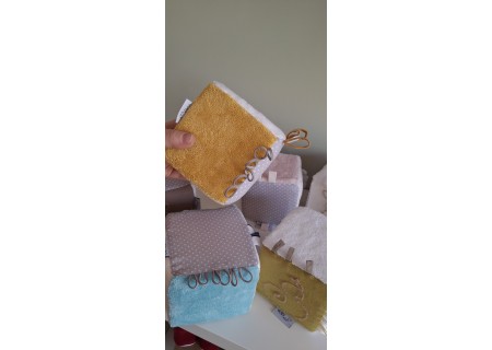 Cubo giocattolo
